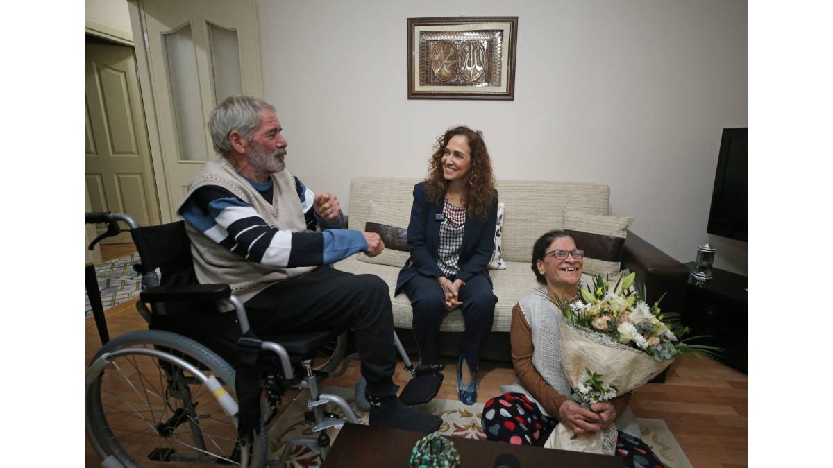 Başkan Ünsal’dan Dünya Engelliler Günü’nde anlamlı hediye