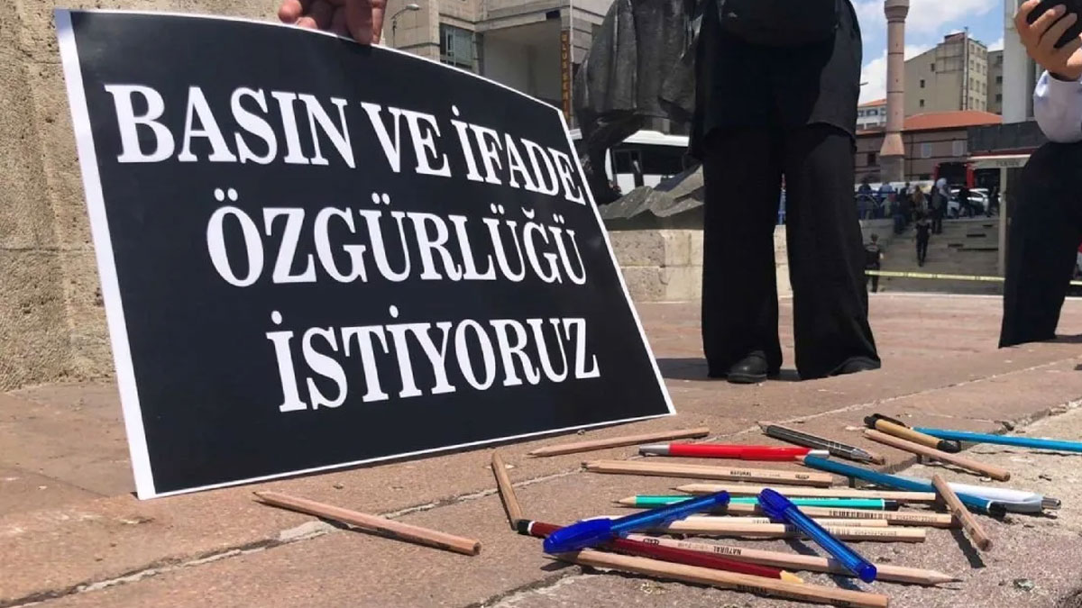 Kasım ayı basın karnesi: Gözaltılar, hapis cezaları, engellemeler