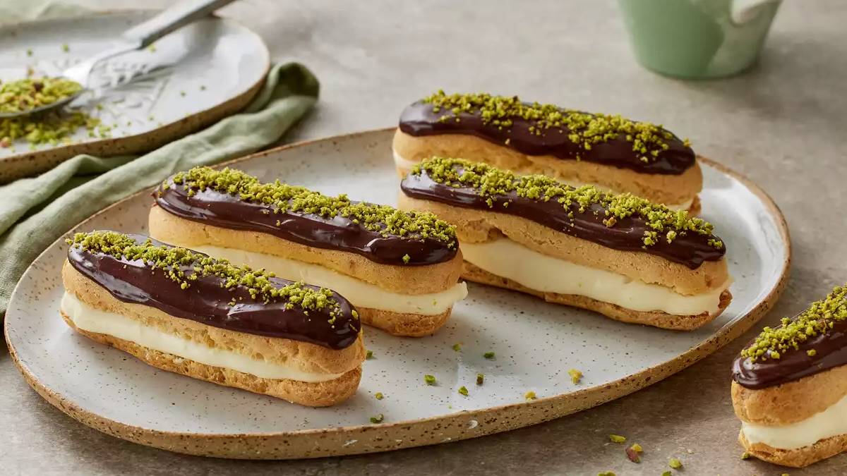 Evlerde Fransız havası esecek! Dışarının en sevilen lezzeti: Ekler tarifi…