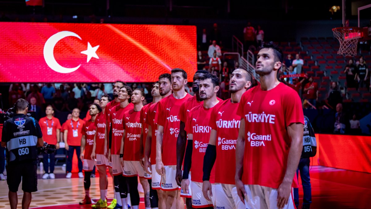 A Milli Erkek Basketbol Takımı yükselişte: Milliler FIBA dünya sıralamasında bir basamak daha yükseldi