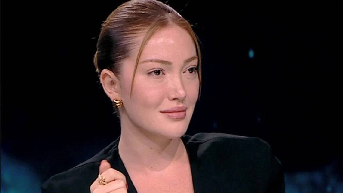 Danla Biliç hem yürüyüşüyle hem de korumasıyla dikkat çekti! Ünlü fenomenin hayranlarına olan tavrı da gözden kaçmadı