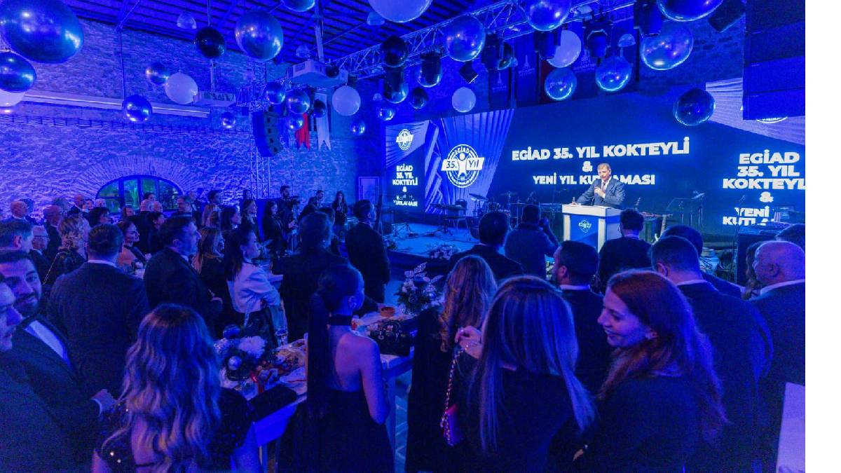 Başkan Tugay'dan genç iş insanlarına İzmir için kenetlenme çağrısı