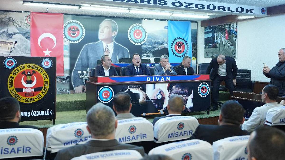 Başkan Dutlulu Soma’da maden emekçileriyle buluştu