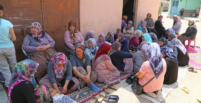 Manisa'da acı hasat