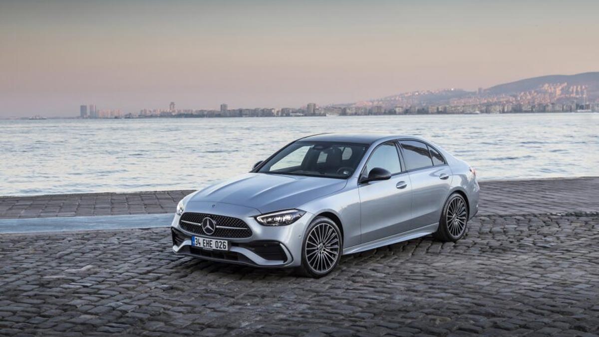 Mercedes C 200 4Matic AMG modelinde 1.154.000 TL'lik dev indirim fırsatı