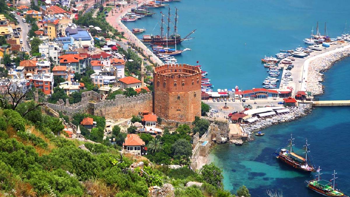 Türkiye'den de iki il listede: Dünyanın en çok turist çeken şehirleri