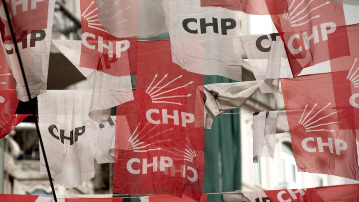 Özgür Özel’den ilk MYK: Partide görev dağılımı netleşti