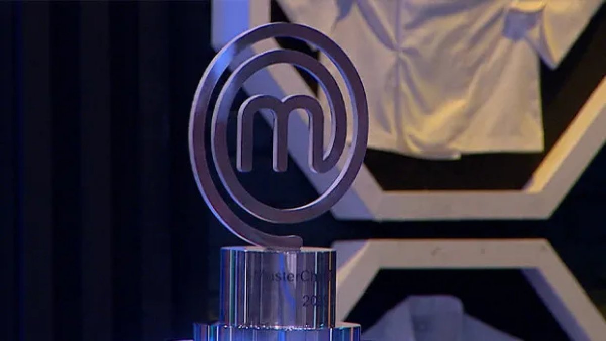 Masterchef türkiye 2025'te büyük final heyecanı! Özkan ve Sezer arasından şampiyon kim oldu?