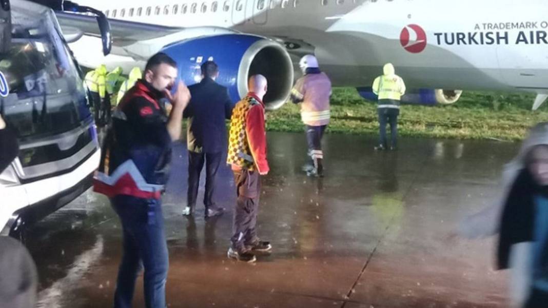Sabiha Gökçen’de panik: AJet uçağı pistten çıktı