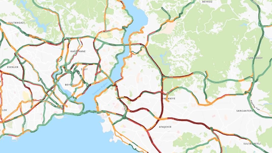 İstanbul'da trafik durma noktasında
