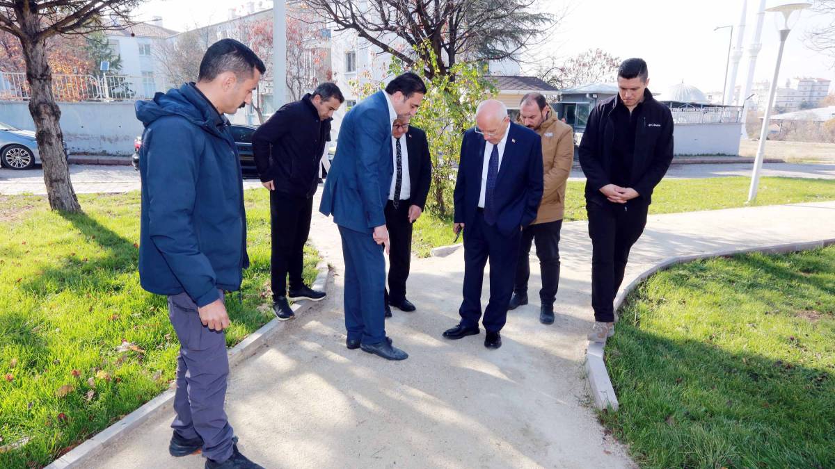 Yenimahalle’de koşu yollarında doğal dönüşüm başladı