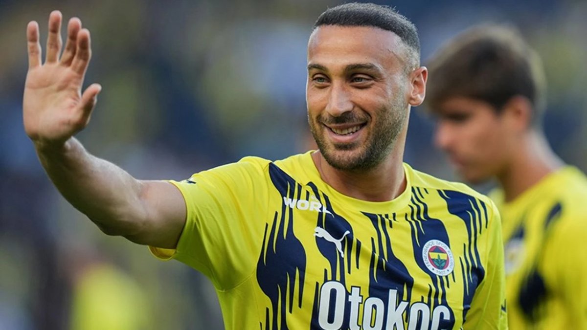 Fenerbahçe'de kadro dışı bırakılan Cenk Tosun sessizliğini bozdu: Ben ne yaptım ki kadro dışı bırakıldım