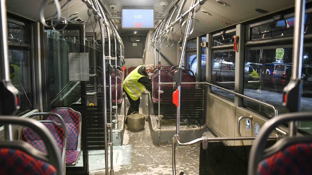 EGO’lar gündüz yollarda, gece temizlikte! ABB hijyeni göz ardı etmiyor: Sefer bitince temizlik ve güvenlik kontrolü başlıyor