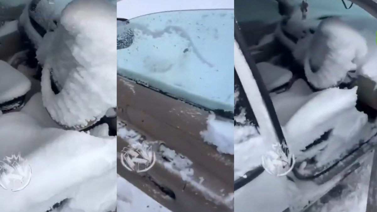Arabadan inerken camı açık unutmanın bedeli ağır oldu! Arabanın içi kar odasına döndü