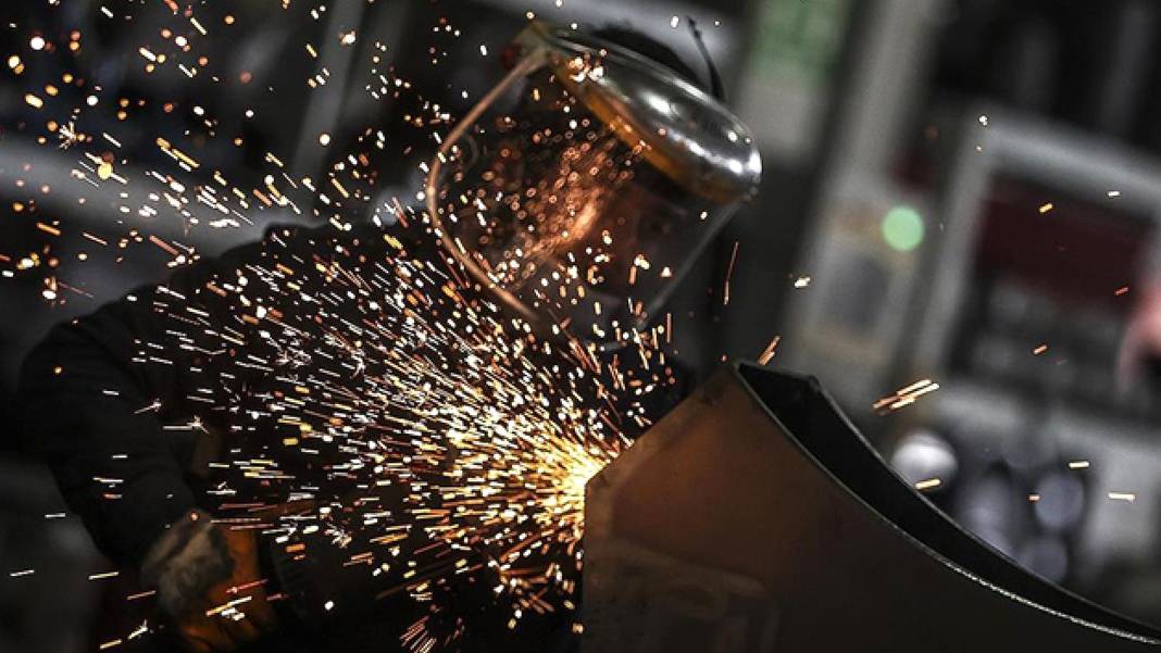 Sanayi üretiminde yavaşlama: Son 8 ayın en düşüğü