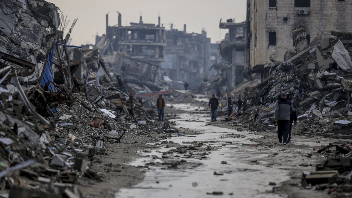 Gazze'de can kaybı 70 bin 369'a yükseldi