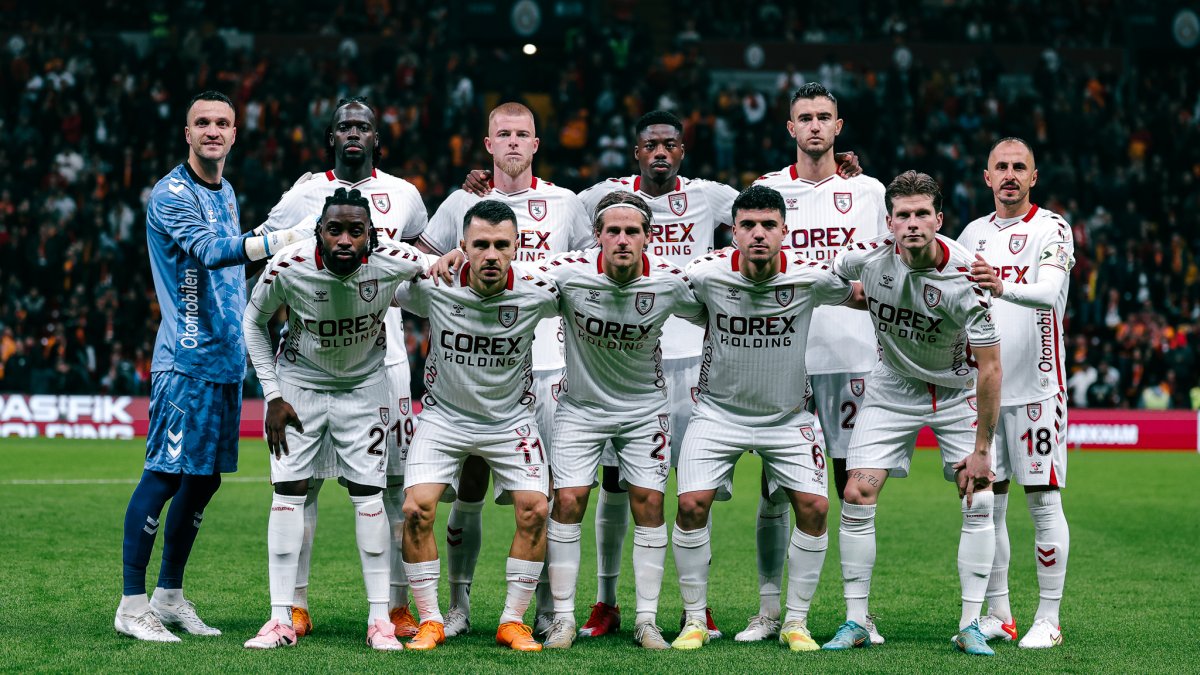 Samsunspor ilk 8 için AEK sınavında: Muhtemel 11'ler