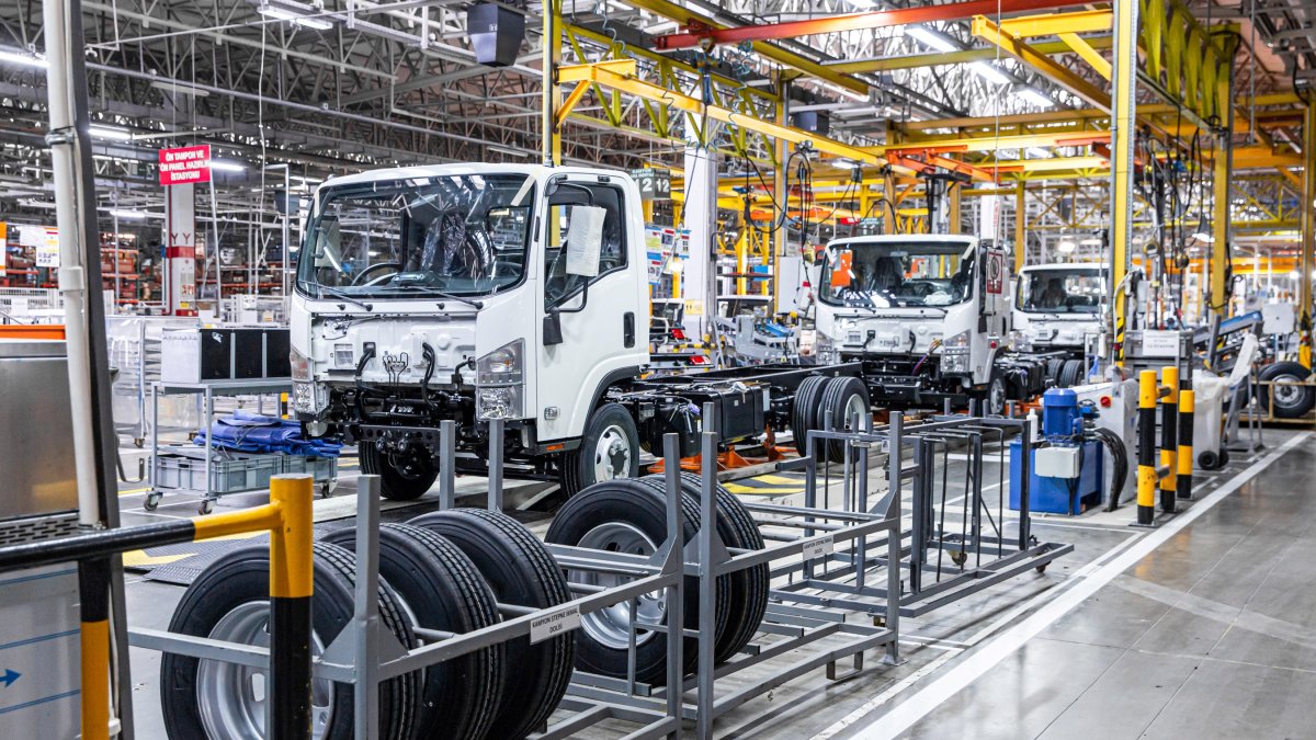 Anadolu Grubu otomotivde ilk yurt dışı yatırımını yaptı