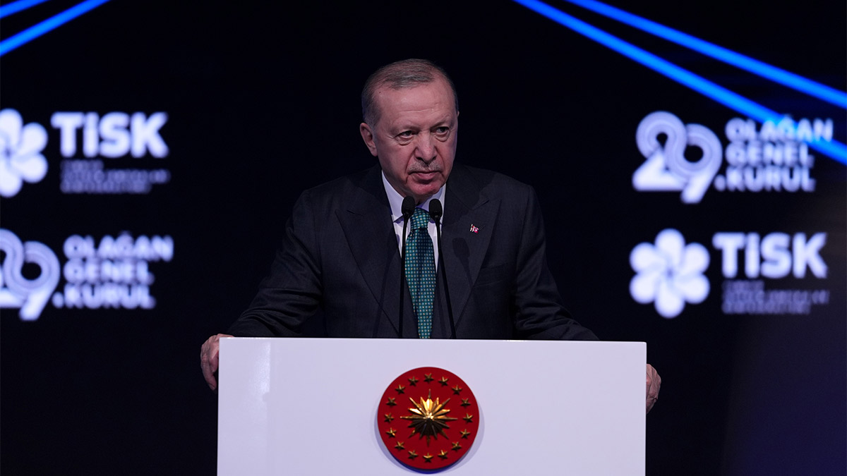 Erdoğan’dan asgari ücret mesajı: TİSK elini taşın altına koymalı, kefenin cebi yok