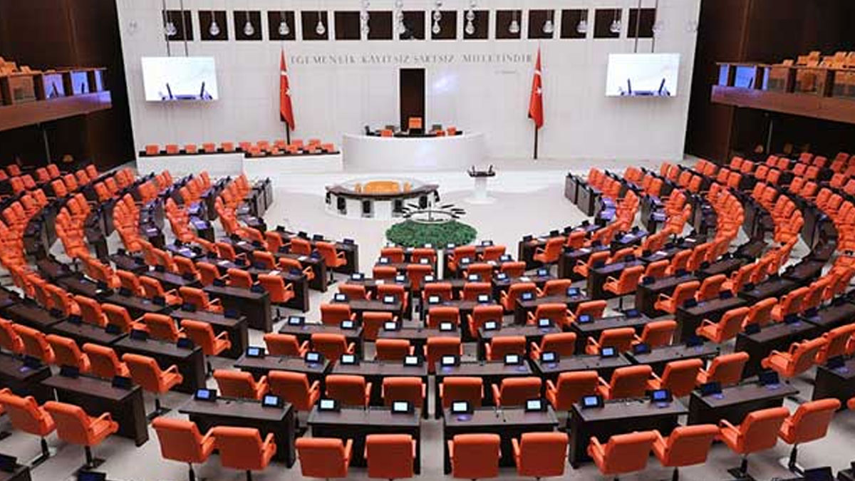 Meclis'te 'taciz' skandalında cezalar kesinleşti