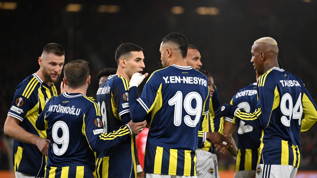 Kanarya'dan net galibiyet: Fenerbahçe, Norveç deplasmanında Brann karşılaşmasını 4-0 kazandı