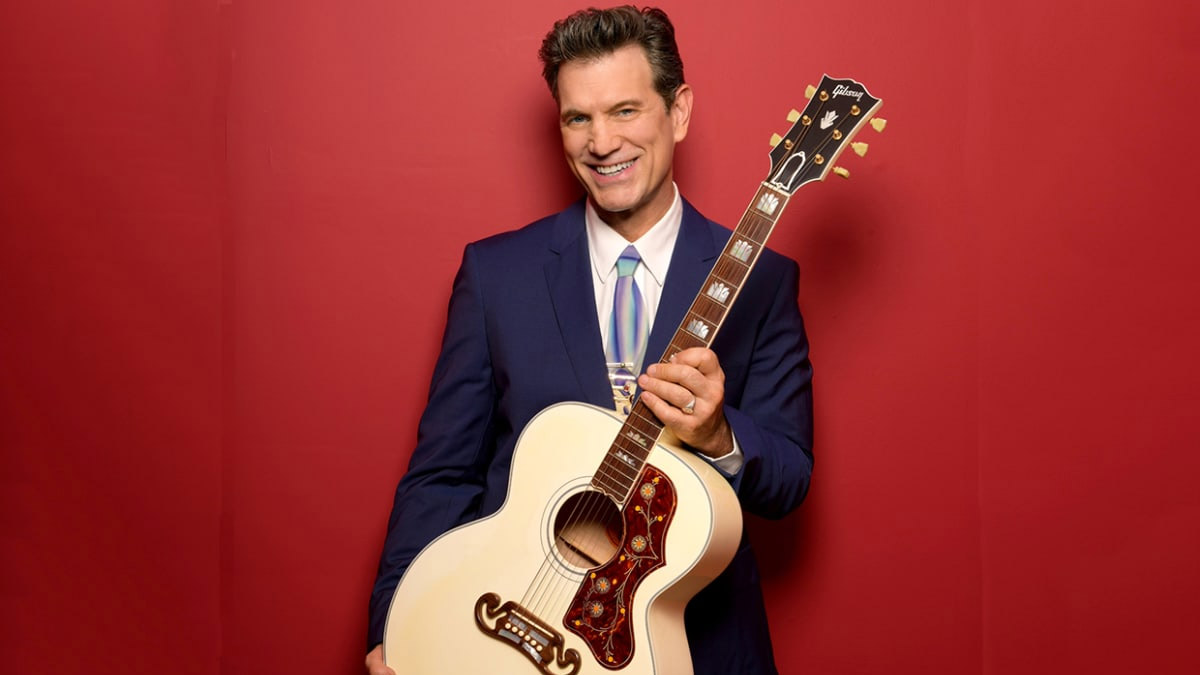 Chris Isaak, İstanbul’da konser verecek