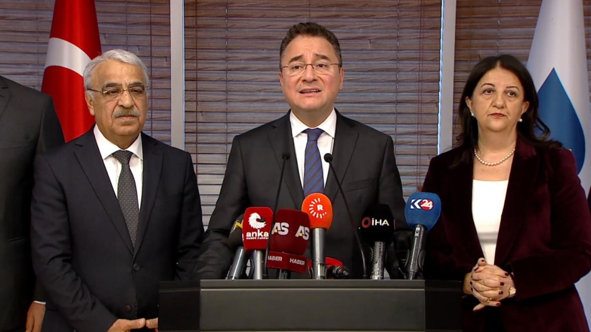 DEM Parti İmralı heyetinden Babacan’a ziyaret: Erdoğan’dan daha fazla iletişim ve toplumu aydınlatma bekliyoruz