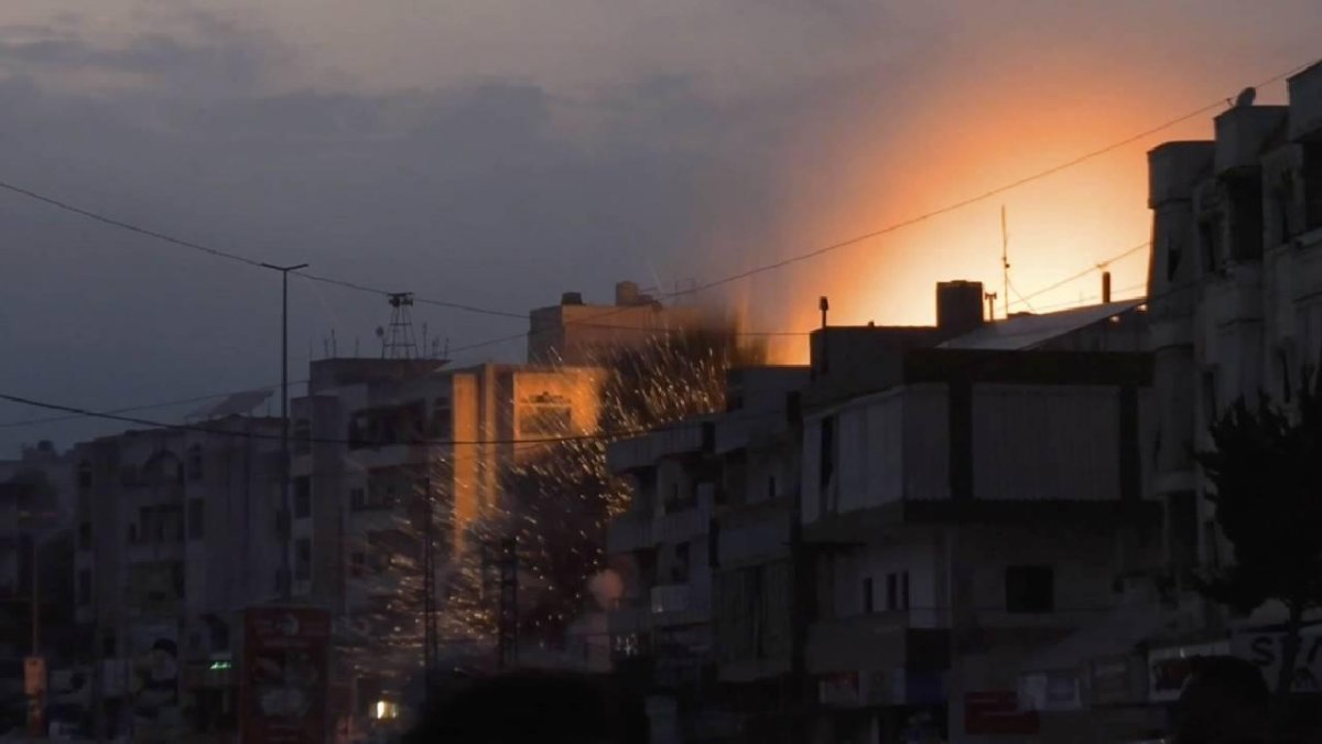 İsrail, ateşkese rağmen Lübnan’da Hizbullah hedeflerini vurdu