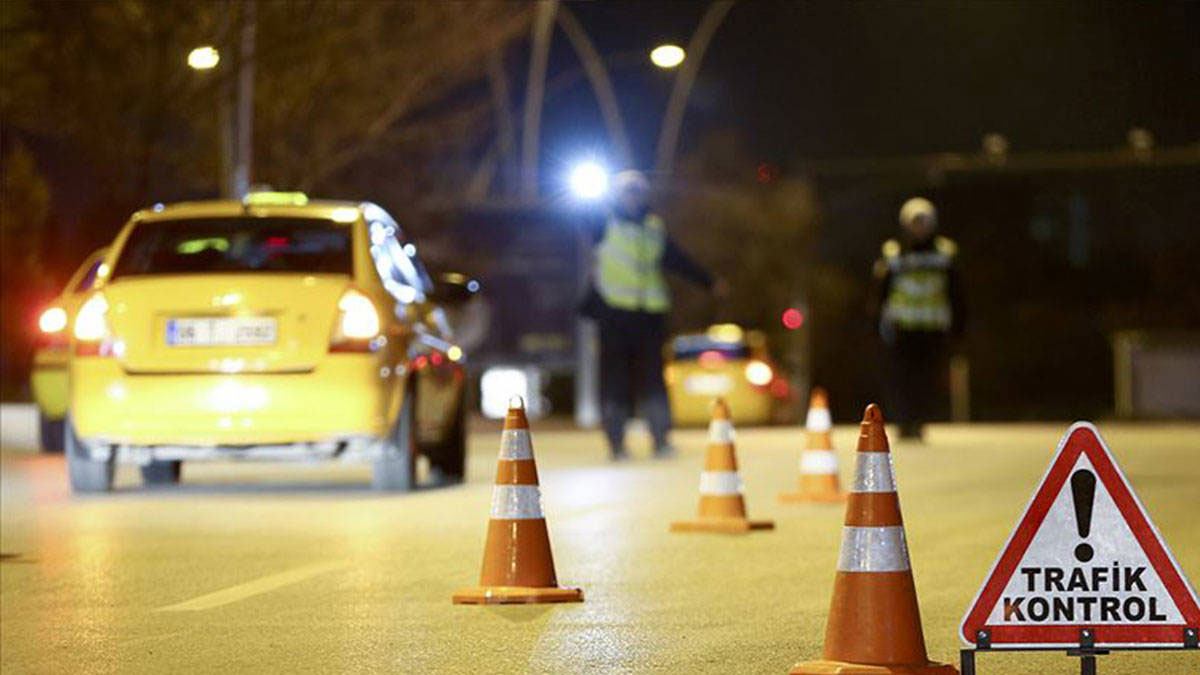 Son 6 yılda 9 şehit 16 gazi verdik! Yerlikaya, "Dur" ihtarına uymayanlara yeni cezaların geleceğini söyledi