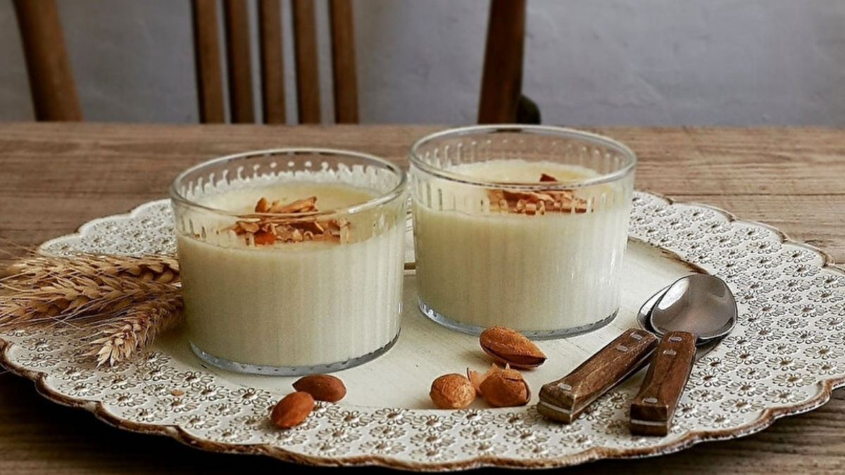 Evde keşkül yapılışı! Saraylara layık tatlıyı evinizde deneyin: İşte püf noktalarıyla keşkül tarifi