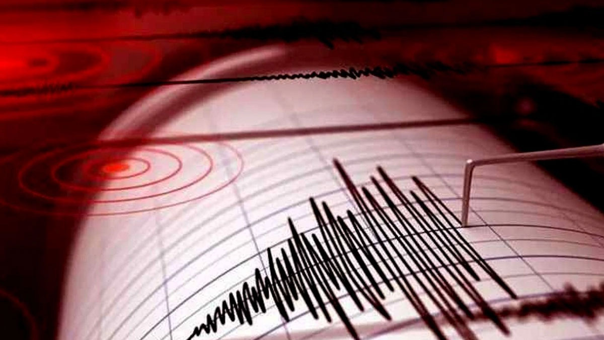 Karadeniz ve Akdeniz'de peş peşe deprem