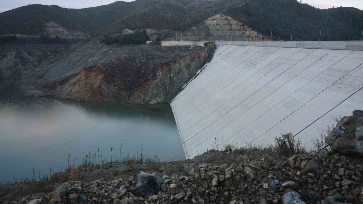 Hatay’da yağışlar azaldı, baraj boşaldı: 230 sondajla önlem