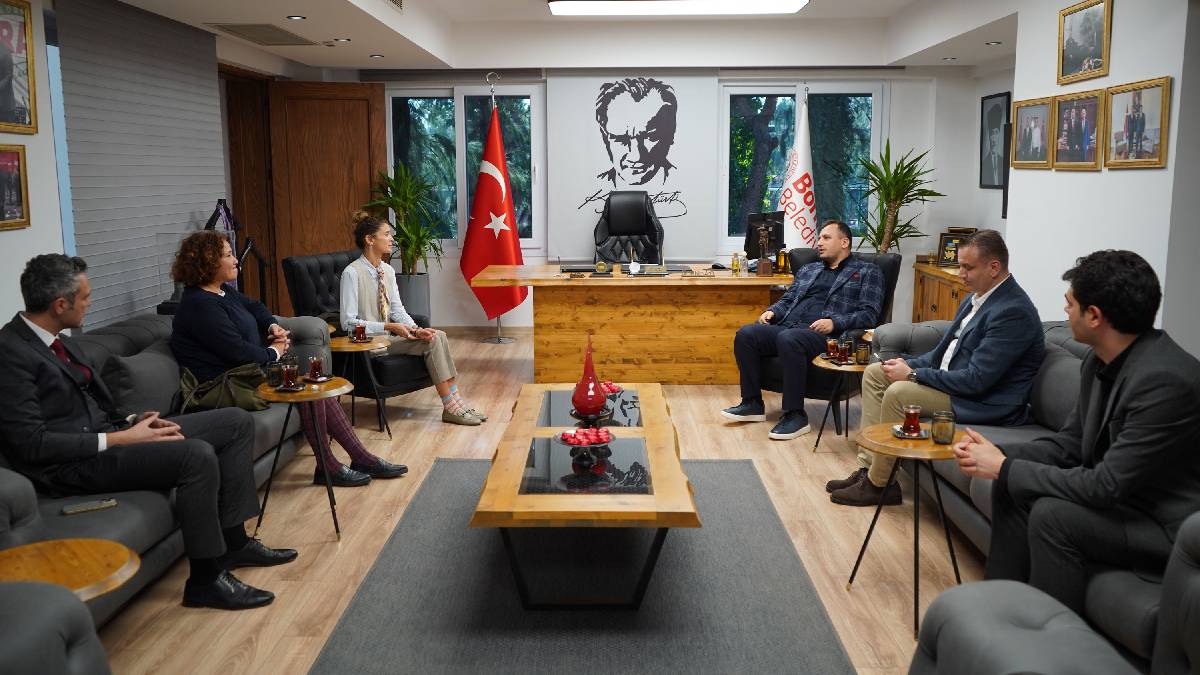 Bornova Belediyesi'nden dünyaya açılacak işbirliği protokolü