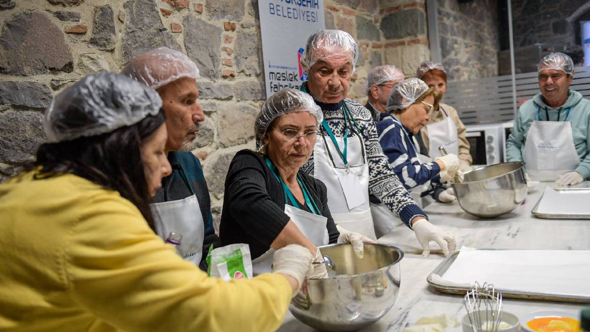 3. Yaş Üniversitesi ile sağlıklı yaş alıyorlar