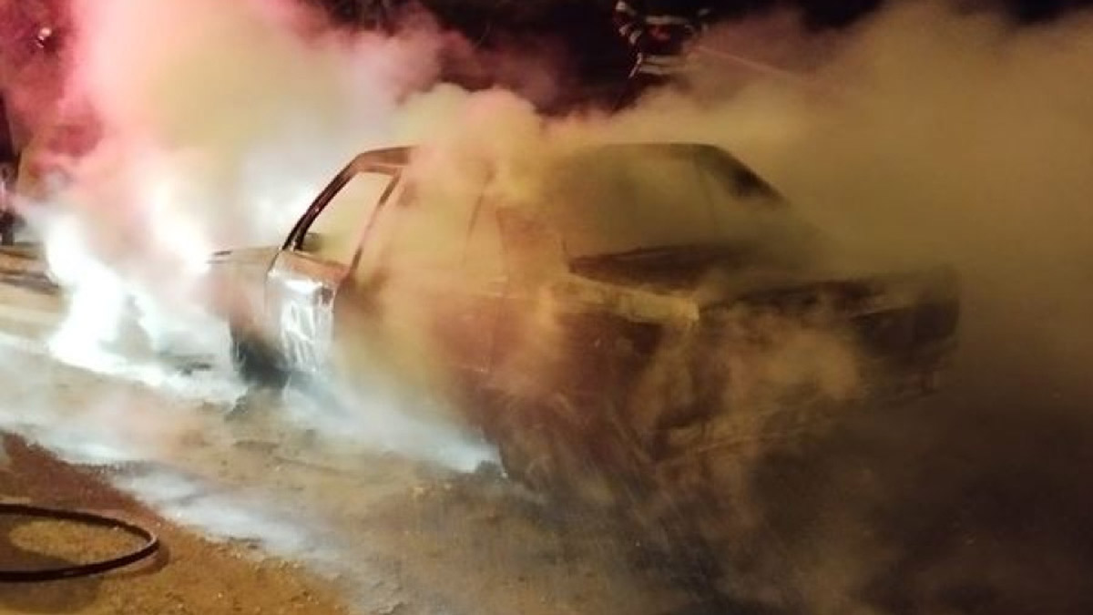 Park halindeki otomobilde patlama: 1 kişi öldü