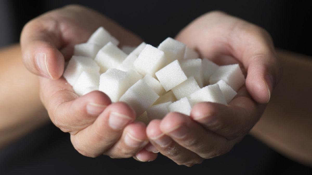 Biyolojik yaşınızı artıran gizli tehlike: Araştırma, şekerin hücresel yaşlanmayı nasıl hızlandırdığını ortaya koydu