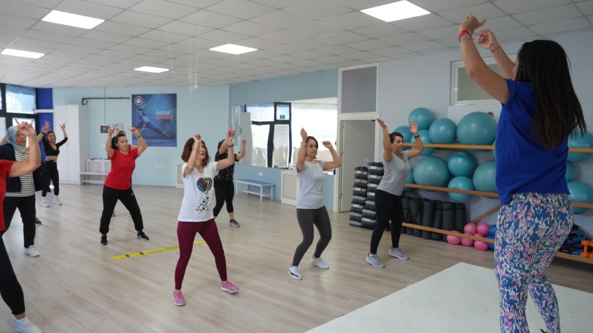 Eskişehir Büyükşehir Belediyesi’nden kadınlara ücretsiz spor eğitimleri