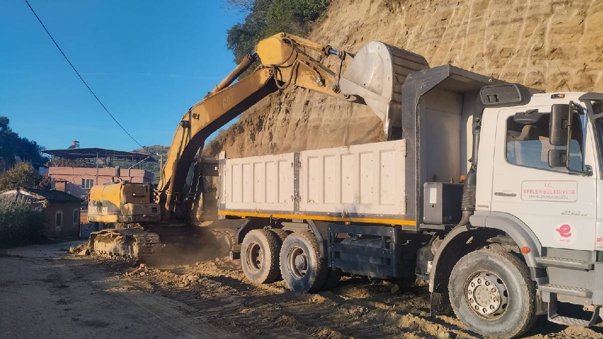 Başkan Anıl Yetişkin’den çiftçilere yol desteği