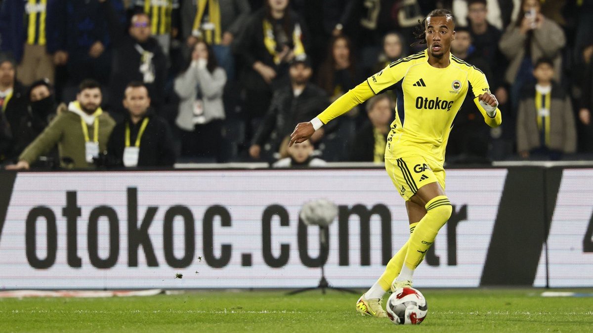 Fenerbahçe'ye sakatlık şoku! Sarı-lacivertlilere Archie Brow'dan kötü haber: Sahalardan ne kadar uzak kalacak?