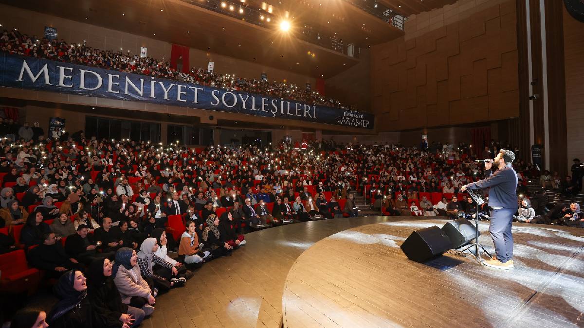 Büyükşehir’den 25 Aralık Şehitleri Anma ve Ezgi Programı