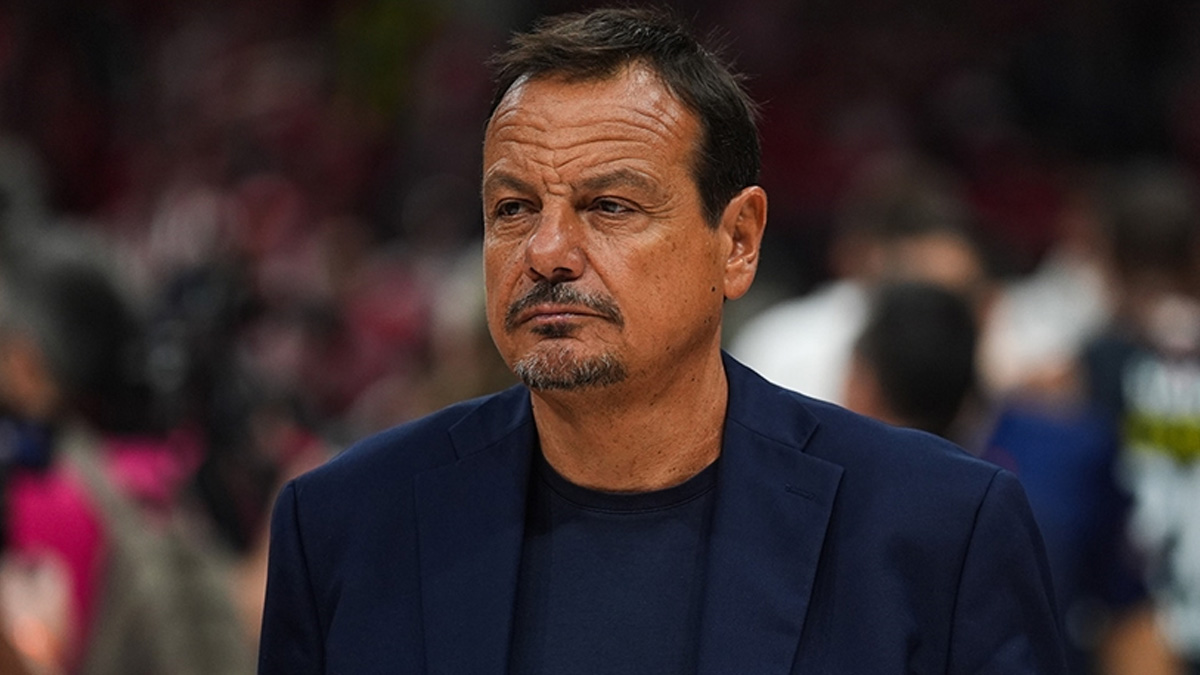 Ergin Ataman'dan Fenerbahçe taraftarlarına sert sözler