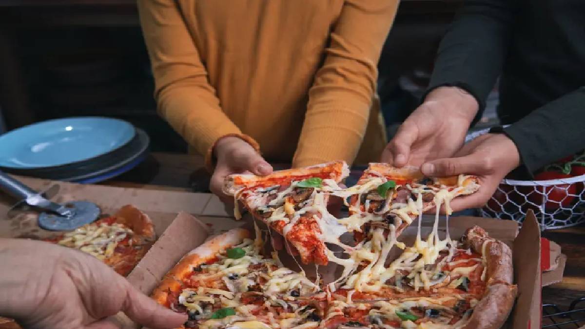 Fakir sofralarında doğdu, kraliçe masasına ulaştı! İşte pizzanın bilinmeyen hikayesi