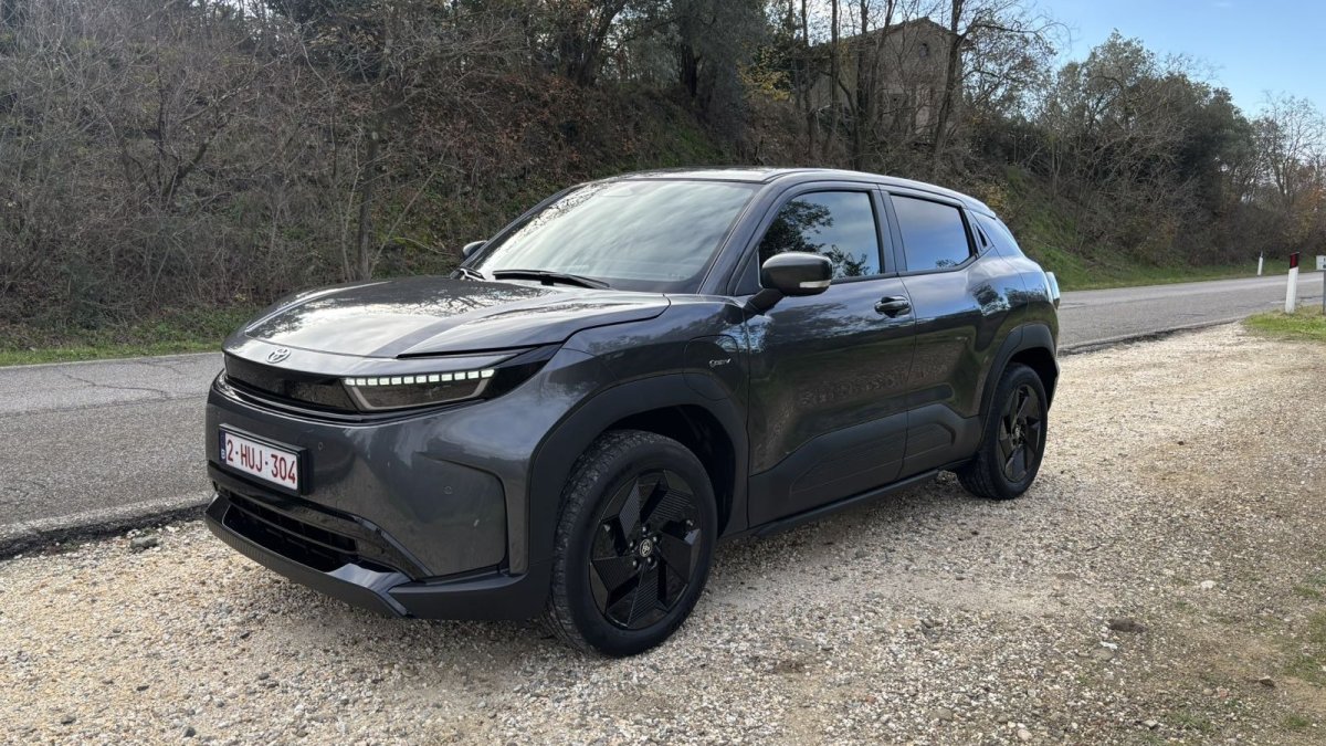 Toyota'dan yeni elektrikli hamlesi: Urban Cruiser EV sahneye çıktı