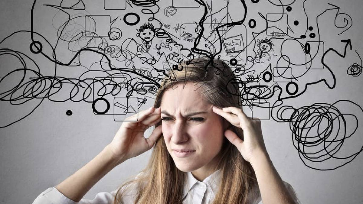 İnsan zihni neden olumsuza odaklanır, bu eğilimle nasıl başa çıkılır?