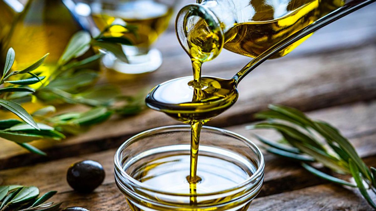 Zeytinyağı fiyatlarına yüzde 35 zam: Tariş güncel listeyi yayımladı