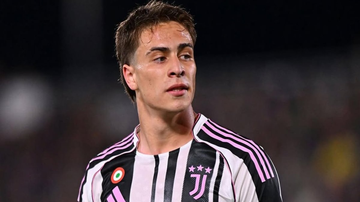 Kenan Yıldız parlamaya devam ediyor: Juventus'ta ayın oyuncusu seçildi