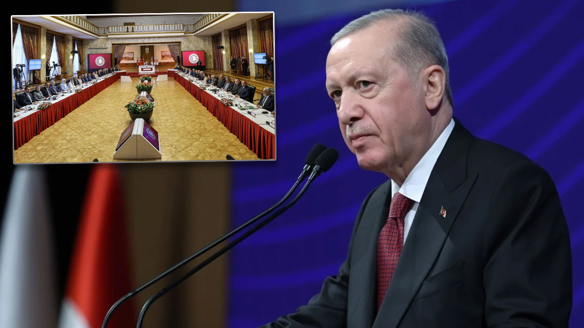 AK Parti, 'Terörsüz Türkiye' raporunu cumhurbaşkanına sundu