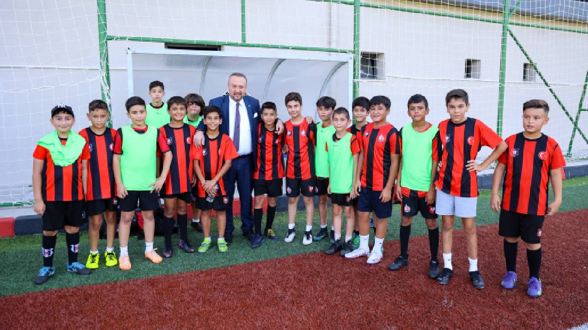 Uşak Belediyesi her vatandaşın spor yapabilmesine olanak sağlıyor