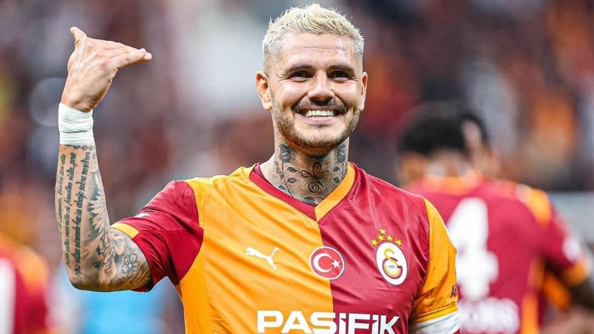 Galatasaray'ın golcüsü Mauro Icardi Serie A yolunda