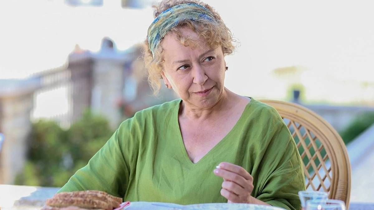 Farklı kimlik aynı oyuncu! Bu kadar da benzerlik olmaz: Kimse anlamadı